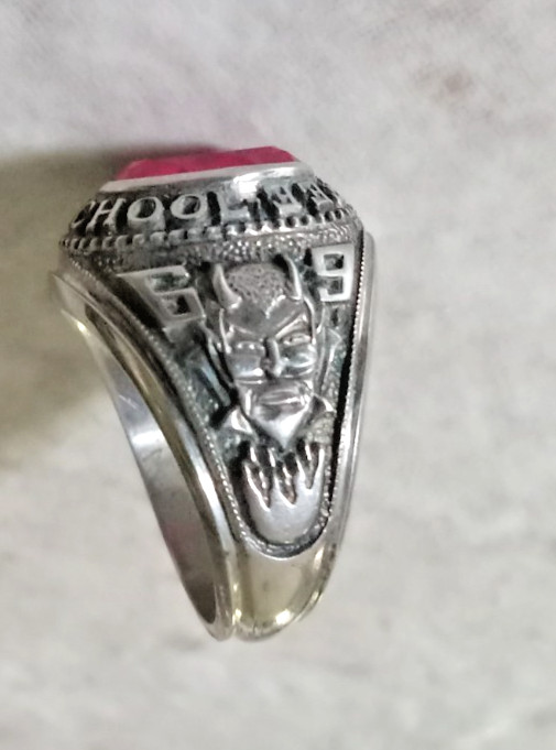 1969 Chaffee School Red Devils Class Ring Sterling Silver Red Stone size 9.75-10