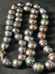 Pearl Necklace Hand Knotted Beads Oil Slick Peacock 9-10mm 925 Clasp 18″