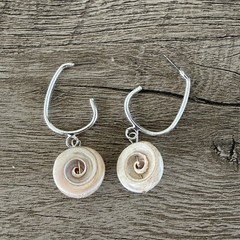 Vintage Natural Shiva Eye Seashell Dangle Earrings Iridescent Spiral Shell Beach