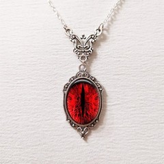 Gothic Blood Red Quartz Pendant Necklace Vampire Witch Choker Women Jewelry
