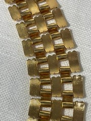 Vintage Gold Tone Egyptian Revival Bib Collar Necklace Wide Multi-Row Link 18″