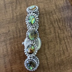 Avon Vtg Ladies’ Round SilverTone Abalone Bracelet Links Watch