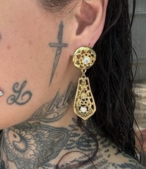 Vintage Gold Tone Dangle Drop Earrings Clip On Teardrop Ornate Rhinestone