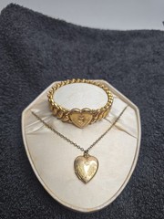 1930s American Queen Pitman And Keller Locket And Bracelet Set Gold Filled