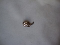 VINTAGE 1970-80s 3D POMEGRANATE LAVENDER TOPAZ STERLING SILVER STAMPED 925 PIN