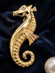Vintage Monet Gold Tone Seahorse Brooch Rhinestone Eye Nautical Coastal Beach