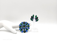 VINTAGE 60’S BLUE/GREEN RHINESTONE SILVER TONE JEWELRY BROOCH/PIN & EARRINGS SET