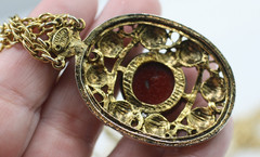 Vintage JULIANA for Celebrity NY Red Moroccan Matrix Gold Tone Necklace 20″