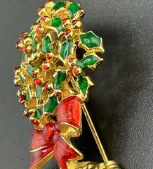 Vintage Vero Holly Berry Enameled Christmas Brooch