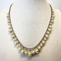Rhinestone and Imitation Pearl Necklace Graduated Dangle Classic Old Money