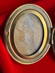 Vintage 12 kt Gold Filled Oval Locket with Etched Floral Design