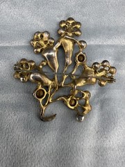 Vintage Pot Metal Brooch Gold Tone Blue Rhinestone READ