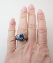 Vintage Hallmark Signed Blue Topaz Bezel Set Sterling Silver Band Ring Sz 9