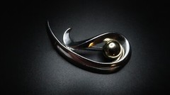 Vintage Silver and Gold Danecraft Brooch 4.5 x 2.5 cm BB9
