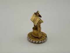 Vintage Sarah Coventry Wishing Well Charm w/Seed Pearls