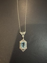 Vtg Art Deco Rhodium Plated Faceted Aquamarine Glass Filigree Pendant Necklace