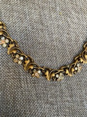 Vintage Trifari Brass Toned Leaf & Rhinestone Flower Choker Necklace AS IS