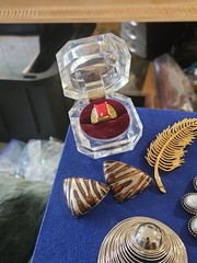 Vintage Jewelry Mixed Jewelry Lot Brooch, Earrings & Ring