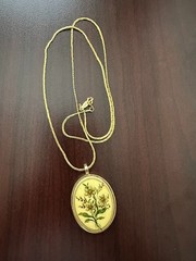 Vintage Napier Signed Triangle Cobra Link Chain Oval Floral Pendant 23″ Necklace