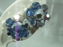 WOW Stunning Sparkling Jet Hamitet Blue Crystal Vintage 50’s Clip Earrings 595j1