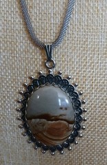 Vintage Picture Jasper Oval Silvertone Pendant W 28″ Silvertone Chain Necklace