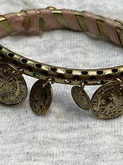 VTG 1950S TO 1970S BRACELET Bangle LOT 12 TOTAL Enamel Hammered Brass Fair Wrap￼