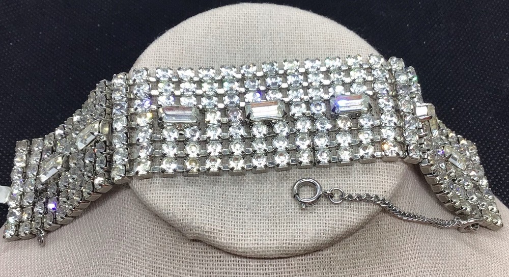 Vintage Weiss Costume Silver Tone Wide Chunky Rhinestone Bracelet 7″ AS IS H195