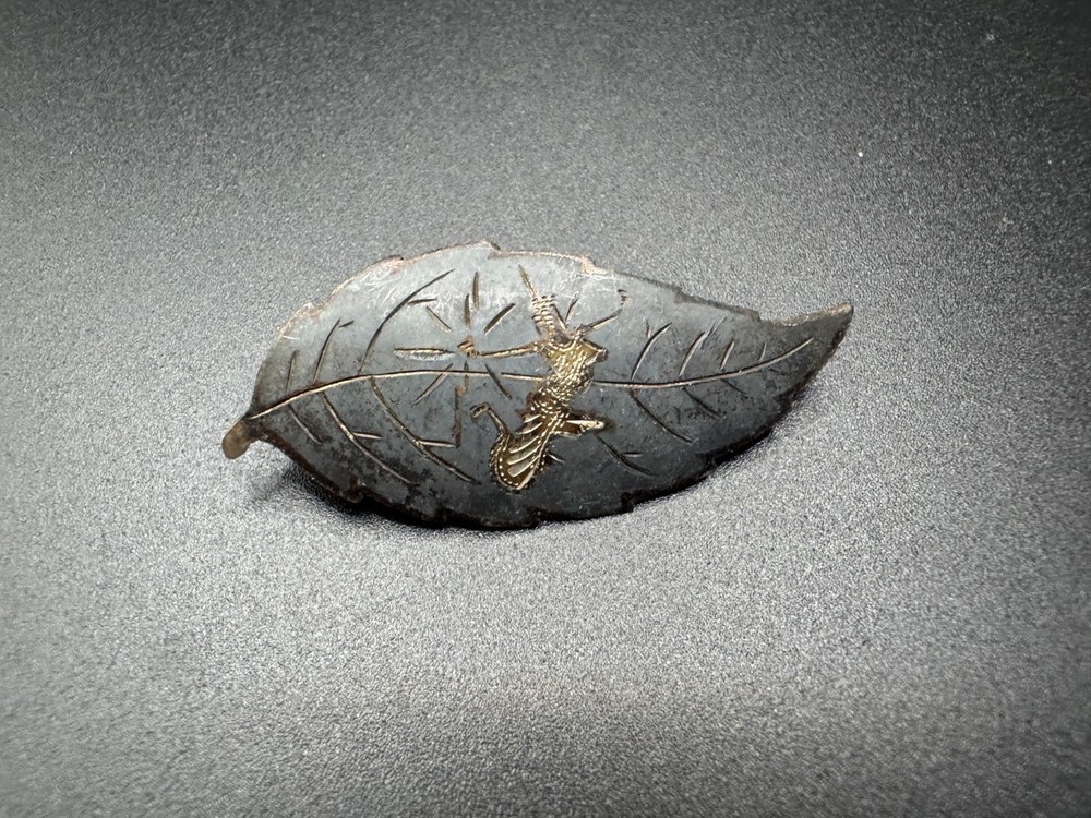 Vintage Siam Sterling Silver 925 Goddess Leaf Brooch Niello Enamel Pin 41.4mm