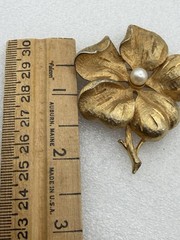 Vintage Francois by CORO (1937-1960) Gold Tone, Faux Pearl Flower Brooch