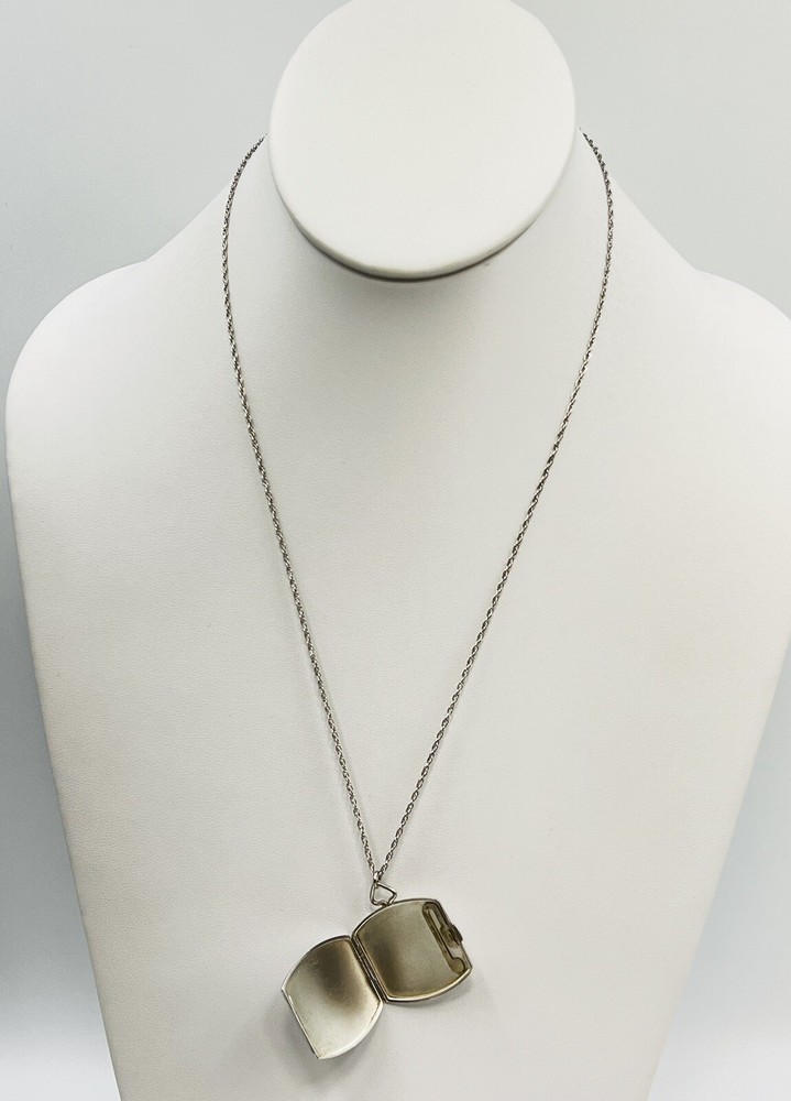Antique Vge Sterling Silver Art Deco Photo Locket Necklace 20” 9.6gram monogram