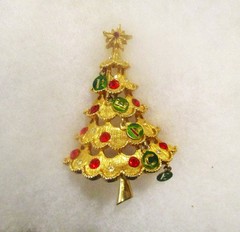 MYLU DANGLY PEACE CHARMS CHRISTMAS TREE BROOCH RAREST MINTY MINTY ENAMEL HTF VTG