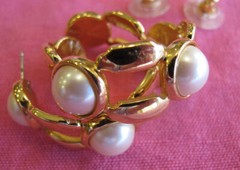 Monet Earrings~REDUCED BIG HOOPS~Gold Tone~FX Pearl~Vintage~PIERCED~FREE H