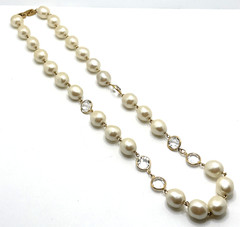 Vintage 80s GIVENCHY Bijoux Faux Baroque Pearl Clear Crystal Bezel Necklace 24″