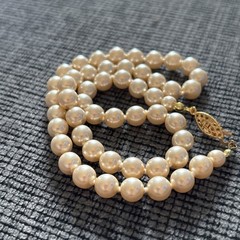 2 Vintage Faux Glass or Cultured Pearl Necklace Choker Knotted Graduated 35g 19”