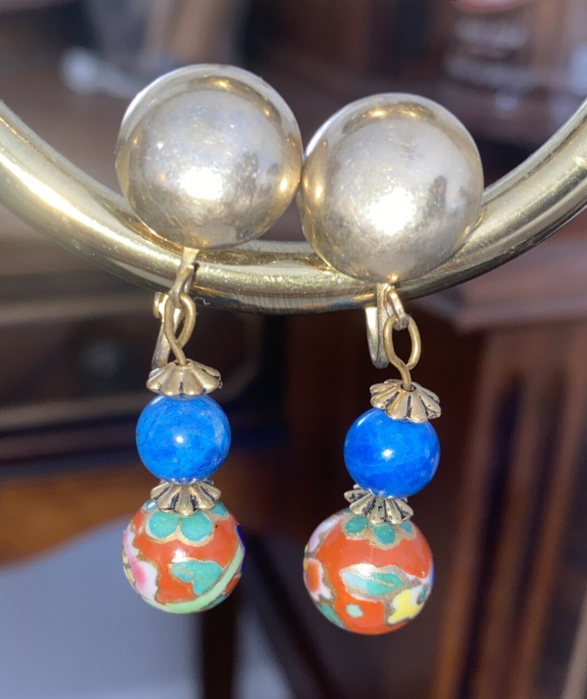 Vintage Gold Tone And Floral Bead Dangle Drop Earrings Clip On Retro Costume