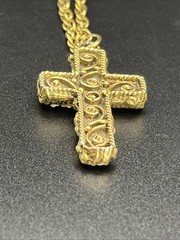 Cross 2″ Natural Stone Chips/Seashell Gold Tone 24″ Chain Vintage Reversible