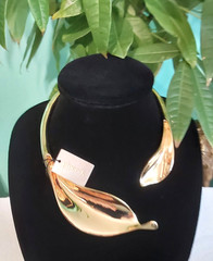Piper K Calla Lily Shiny Gold Tone Cuff Collar Necklace NWT Statement Runway