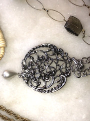 BIG LOT 4 VINTAGE STATEMENT NECKLACES 1970s-1980s-1990s WOOD/METAL/GLASS