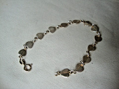 VINTAGE TINY 1/2 STRIPED HEARTS STERLING SILVER STAMP ITALY 925 CHARM BRACELET