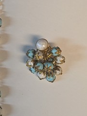 Vintage Crown Trifari 1950s Blue White Lucite Bead Necklace & Earrings Set Gold
