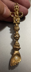 VTG Bar Brooch Scepter Staff 3 1/2″s Crown top Faux Pearl in hand
