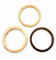 Set of Three Vintage Marbled Cream Resin Wood Bangle Stack Bracelets