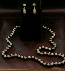 MARVELLA Vtg Earring & Necklace Set, Dk Gray Pearls, 20″ Necklace, Drop Earrings