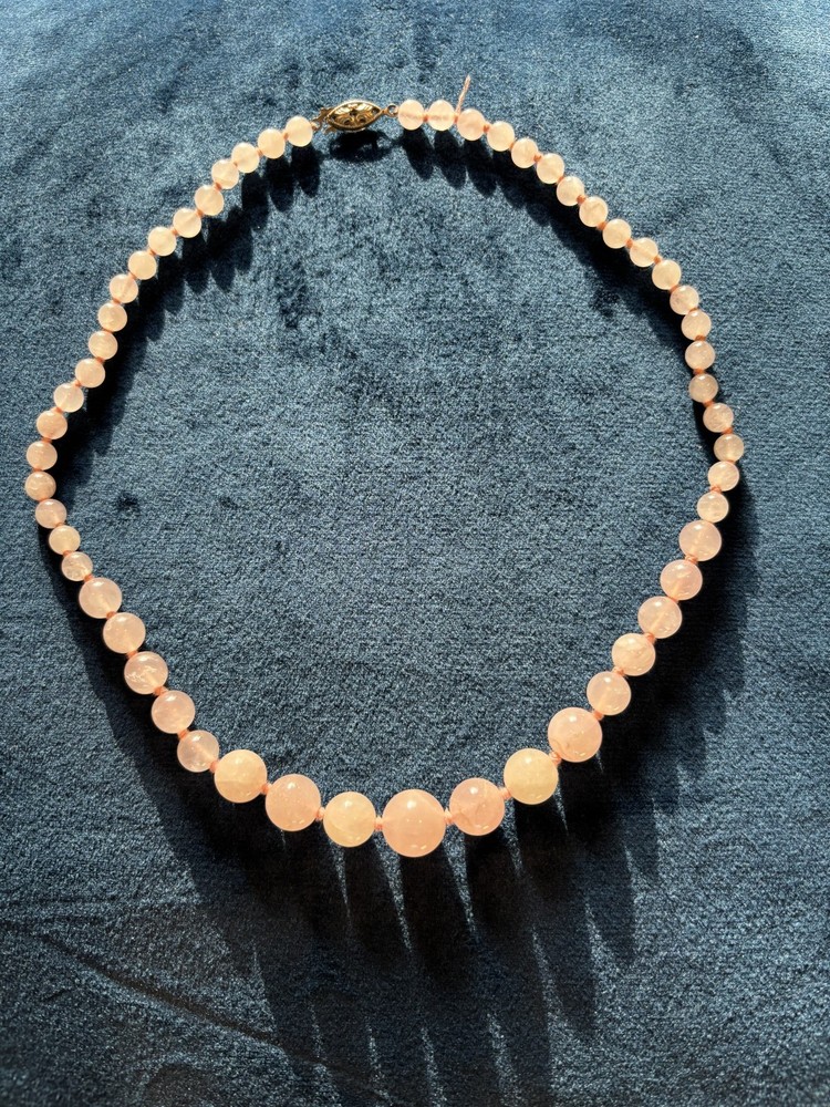 Beautiful Vintage Pink Rose Quartz Beaded Necklace Graduated Beads 18″ Unbranded