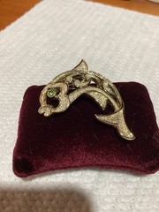 Vintage Signed Gerry’s Gold Tone Fish Brooch With Green Rhinestone Eye