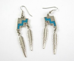 TURQUOISE CHIP Dangling FEATHER EARRINGS Vintage Pierced SW 92 Silvertone 3″
