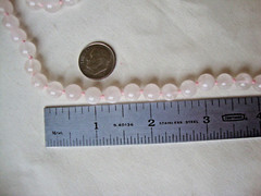 VINTAGE 1970s HAND STRUNG HAND KNOTTED 8mm ROSE QUARTZ 30″ ENDLESS BEAD NECKLACE