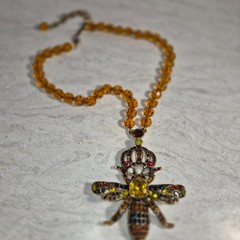Vintage Inspired Art Deco Style Enamel Crystal Queen Bee Brooch with Glass Beads