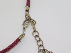 J267-VINTAGE NECKLACE~BURGUNDY CORD/PEWTER BIRD IN TREE~17″-20″