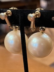 Vintage Napier Huge Pearl Cabochon Filigree Gold Dangle Drop Clip On Earrings